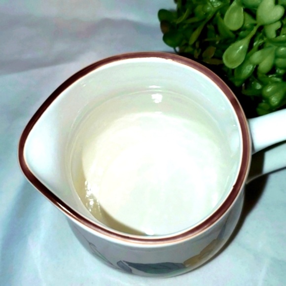 Vintage Woodhill by Citation creamer - Picture 6 of 6